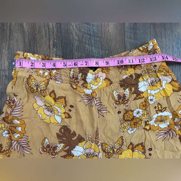 Volcom Sun Keep Pants | Tropic Yellow - Picture 10 of 10